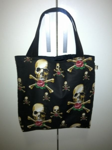 Bolsa caveira